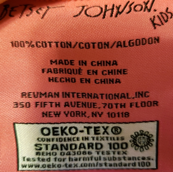 Betsey Johnson Beach Towel 28 in x 58 in - Picture 7 of 7